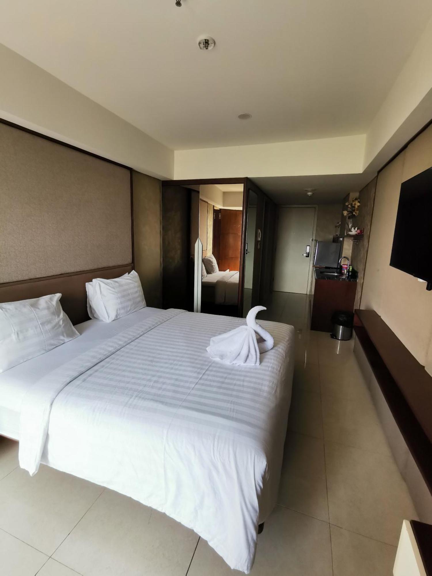 Warhol Residence Semarang Simpang Lima Exteriér fotografie