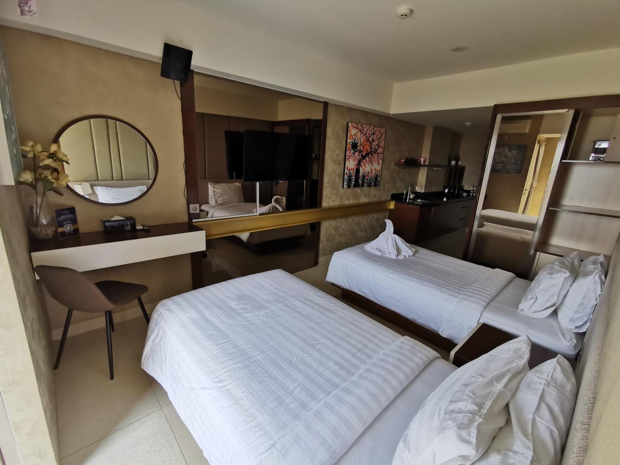 Warhol Residence Semarang Simpang Lima Exteriér fotografie