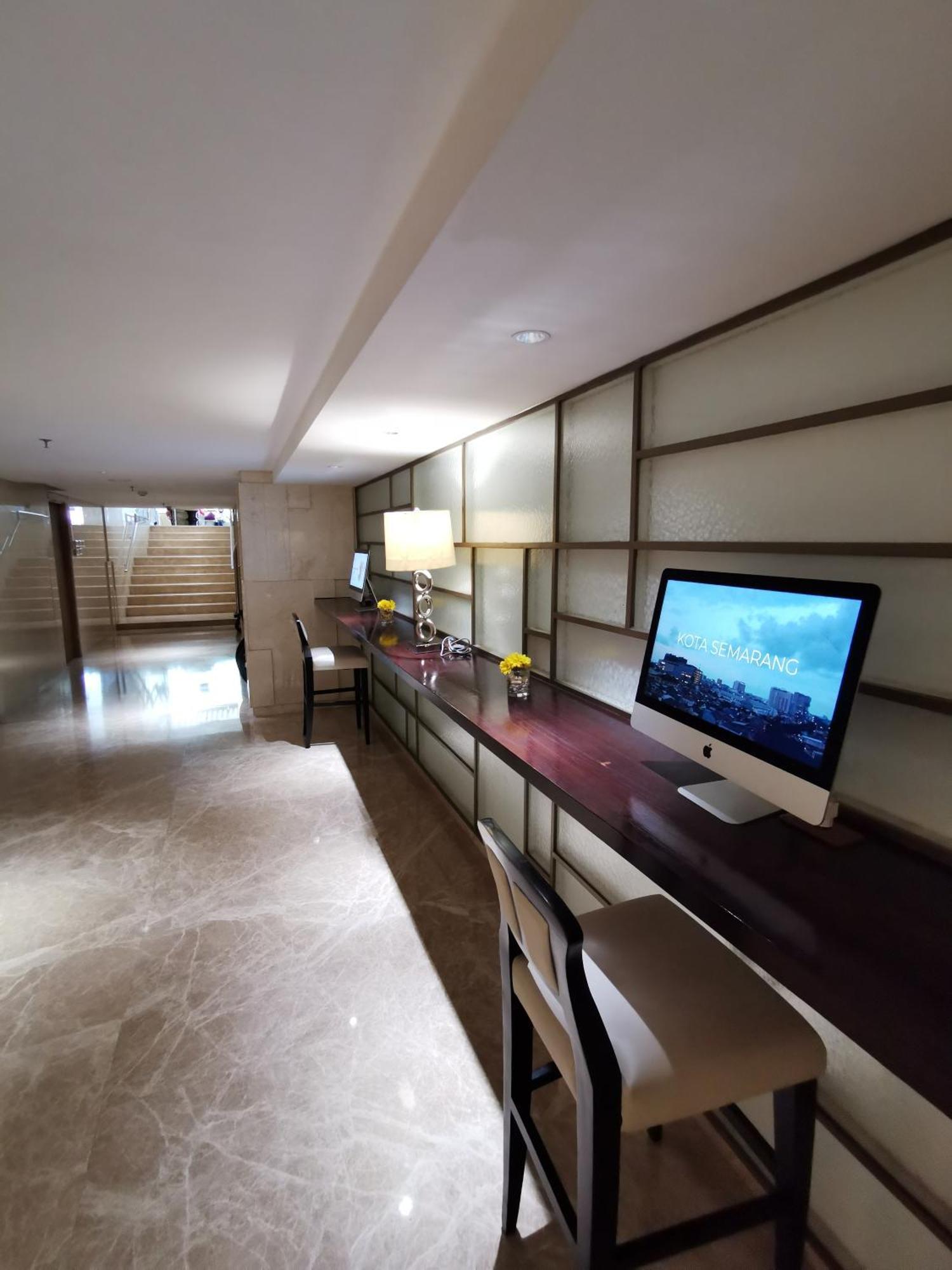 Warhol Residence Semarang Simpang Lima Exteriér fotografie