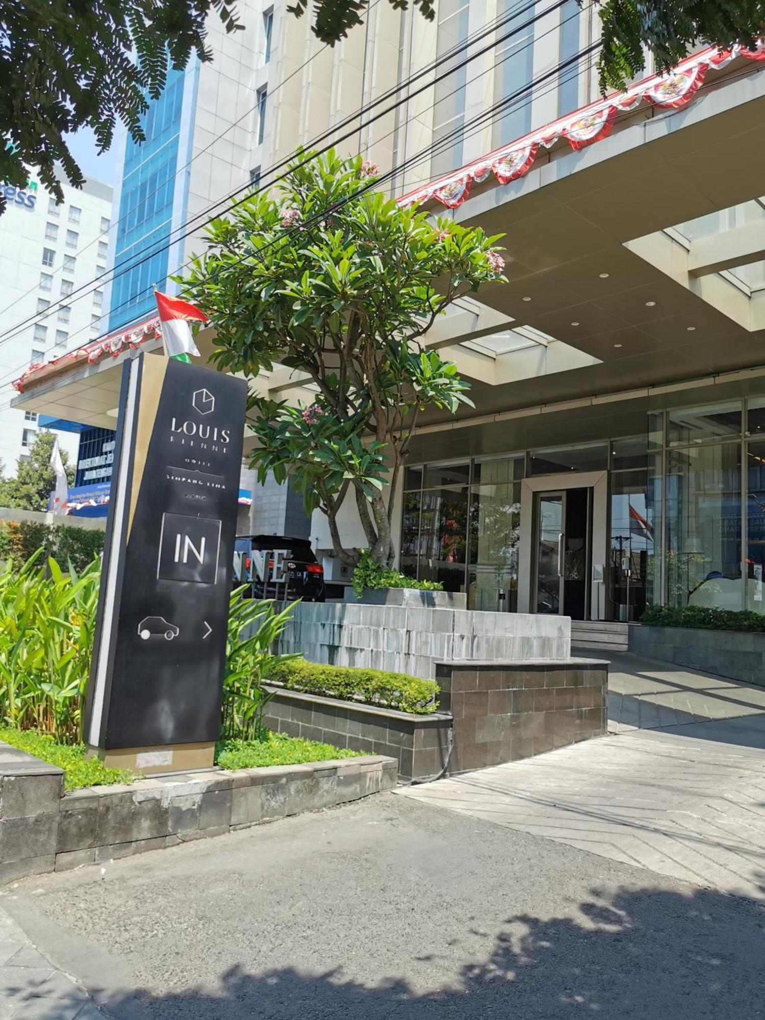 Warhol Residence Semarang Simpang Lima Exteriér fotografie