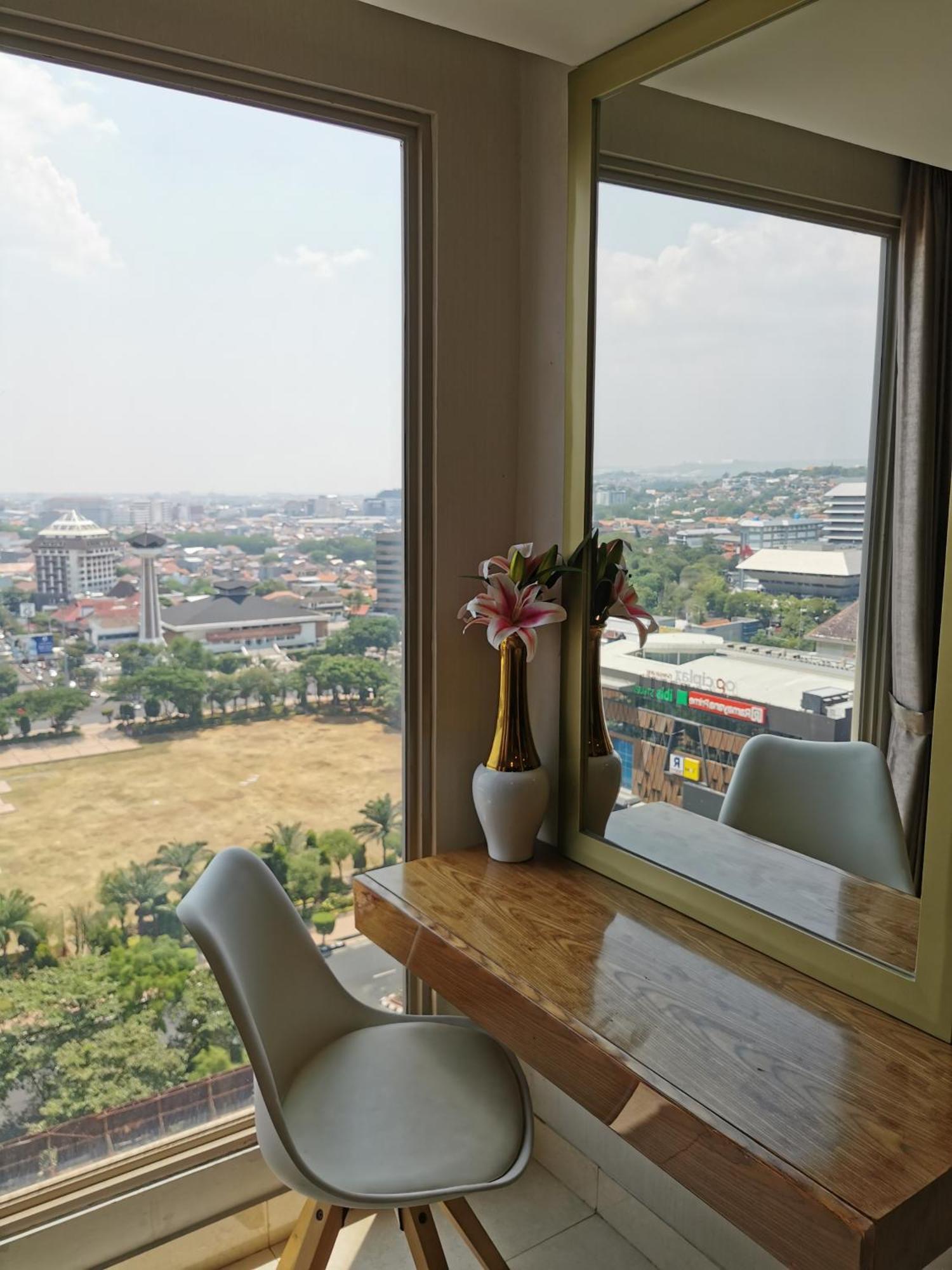 Warhol Residence Semarang Simpang Lima Exteriér fotografie
